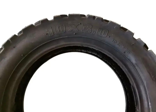 Pneu 10x3