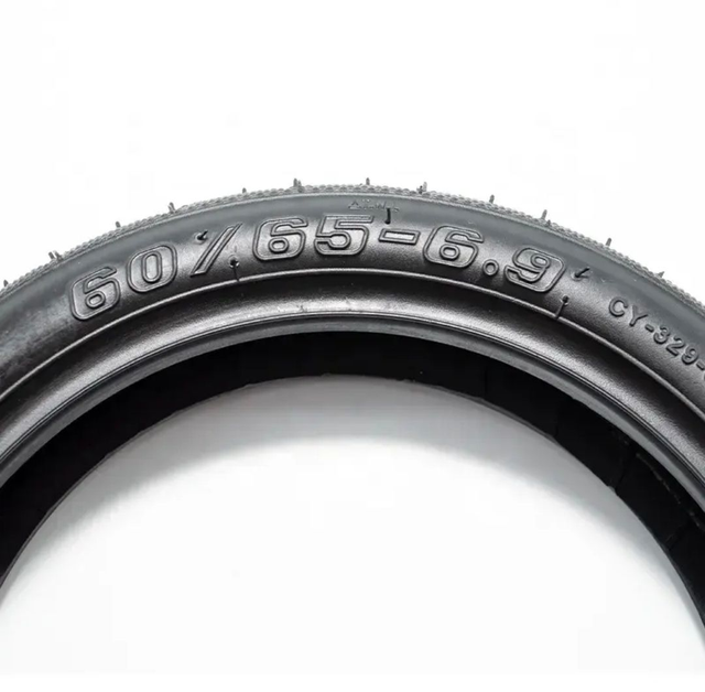 Pneu 60/65-6.9 avec gel